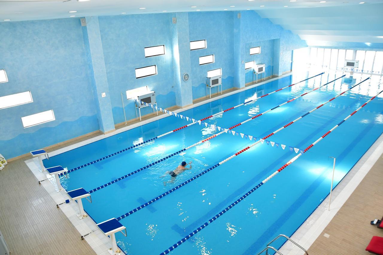 Pik Elegance Hotel Ploiesti Ngoại thất bức ảnh
